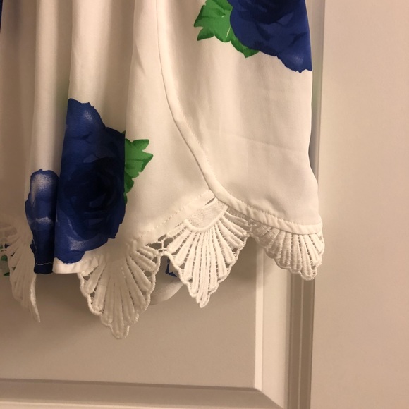 Red dress boutique romper size small - Picture 3 of 6